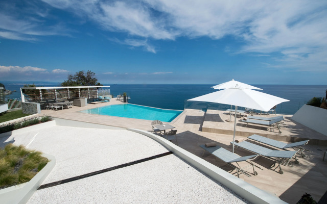 Capo Torre Resort & Spa