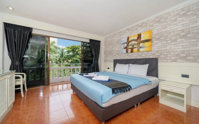 Patong Central Residence & Apartment