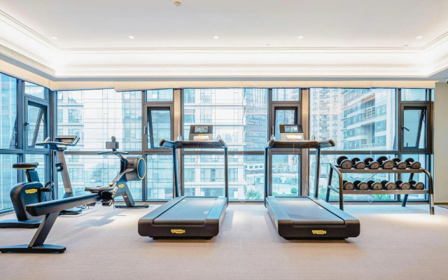 Mercure Chongqing Jiefangbei Hongya Cave