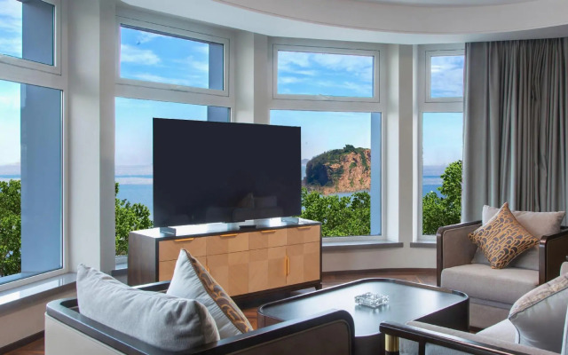 Dalian Bangchui Island Hotel