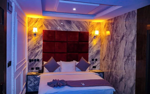 McDons Skye Hotel and Suites