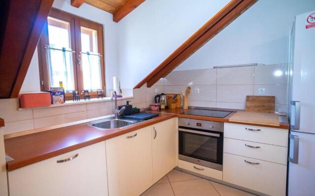 Apartments and Rooms Marino