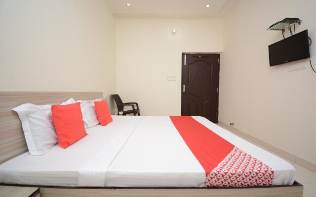 Hotel Arora Inn By OYO Rooms