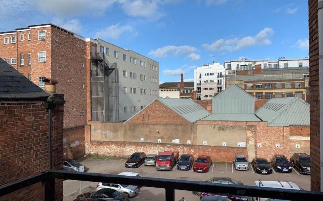 Granby Apartments F-2