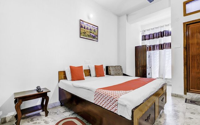 OYO 10572 Kalpataru Guest House