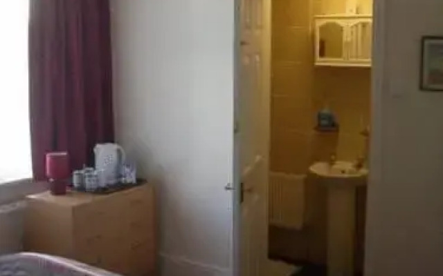 Parkside Guest House