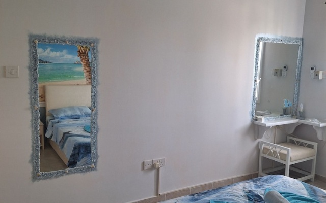 Charming Kalecik Apartment With Shared Pool and Free Parking