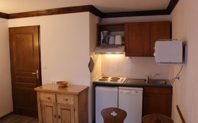 Appt 3 étoiles-Skis aux pieds-Piscine