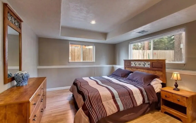 Sequoia Chalet 5 Bedroom Home