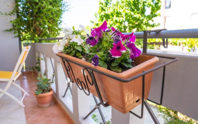Secret Garden 76 sq.m. apartment close to city center