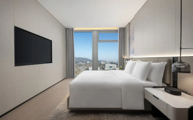 Crowne Plaza Jingmen by IHG