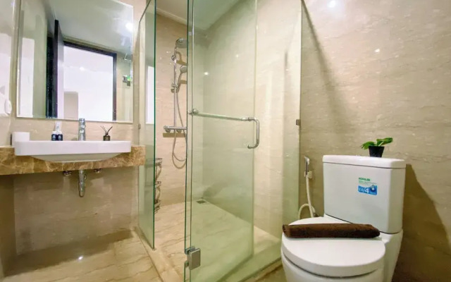 Spacious 3Br With Private Lift At Menteng Park Apartment