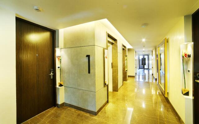 The Royale Senate Race Course