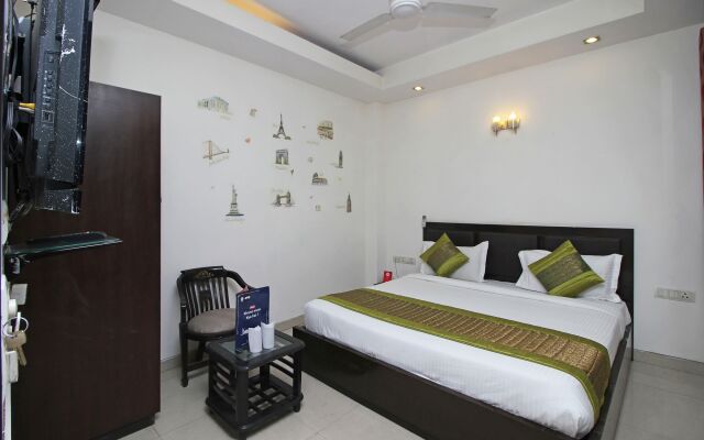 OYO 9030 Hotel Delhi Airport Plaza