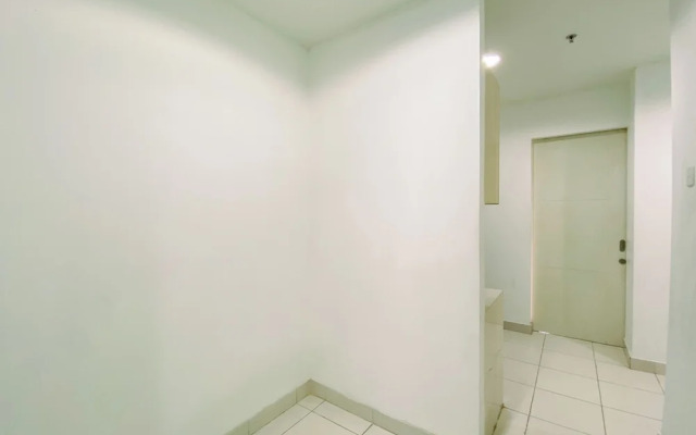 Comfort Living 1BR at Sentul Tower Apartment