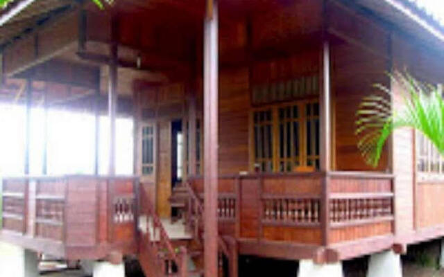 Vila Rumah Kayu
