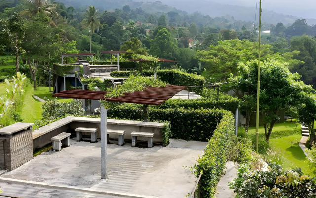 Tea Garden Resort