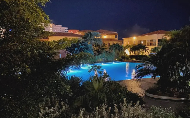 Superb 2-bedroom Designer Apartment