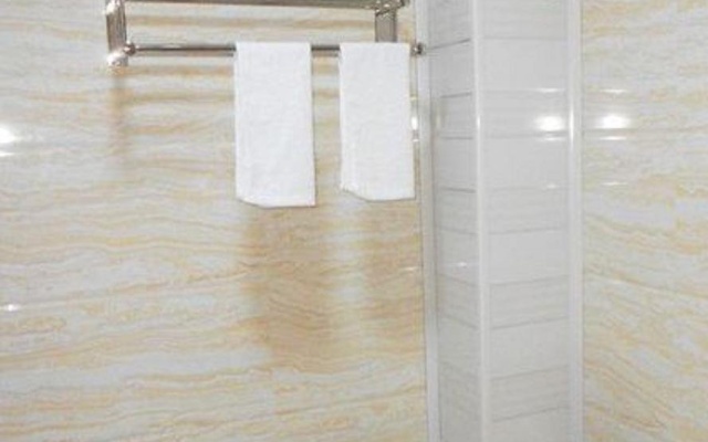 Xiangmanyuan Express Hotel – Bathroom – Xinzhou
