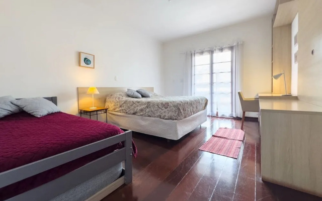 Casa espaçosa na Granja Viana