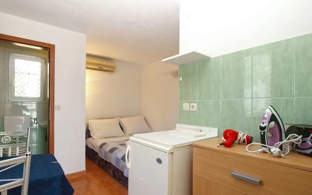 Apartment 700
