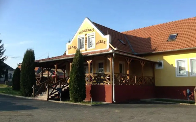 Aranypatak Vendéglő és Panzió