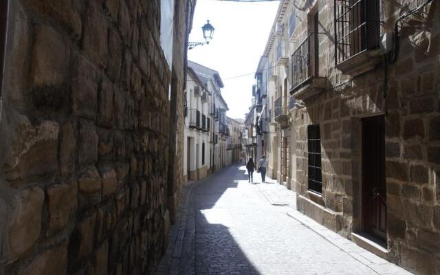 Arco De Las Descalzas