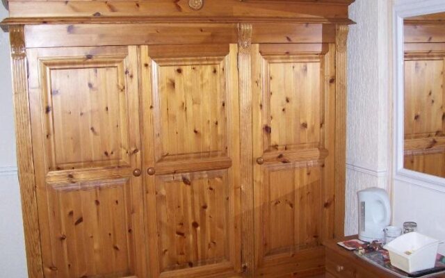 Avalon Hotel - Guest House