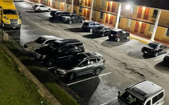 Orangeburg Inn & Suites