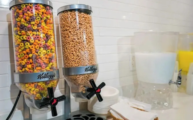 West Edmonton Mall Inn