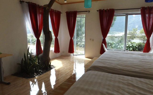 Trang An Nature House Hostel