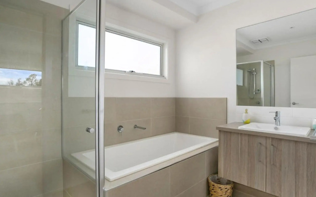 Rosebay Walk To The Foreshore