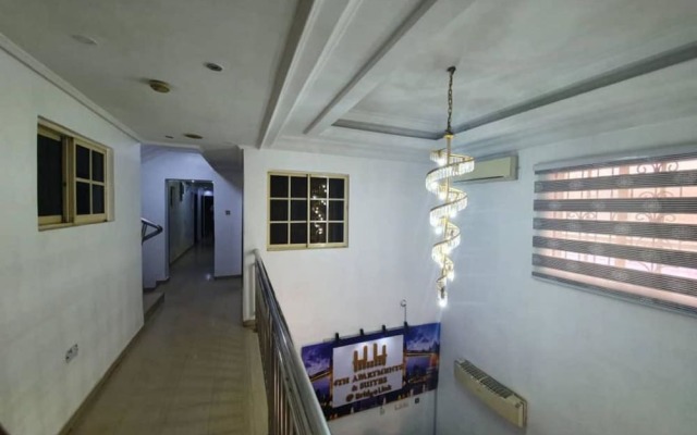 4th Apartment and Suites
