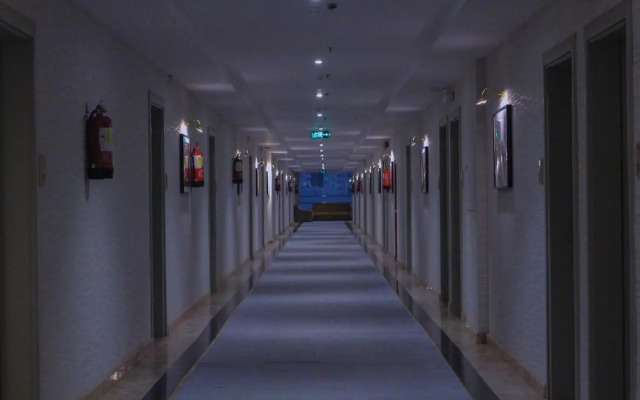 Rollins Hotel