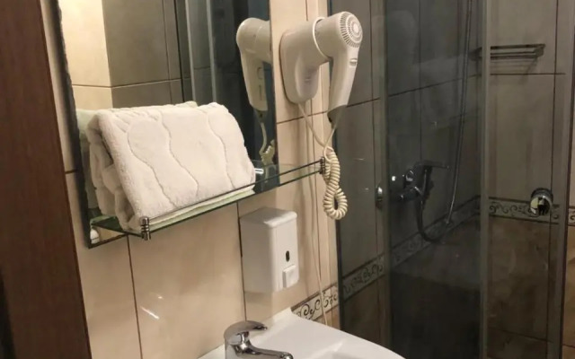 Avino Apart - Hostel