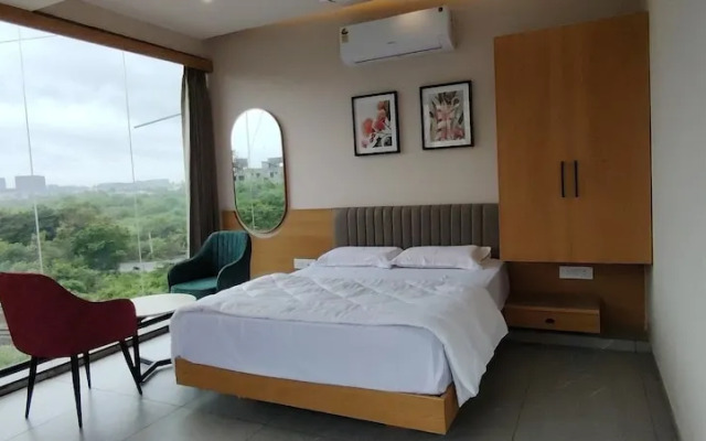 PubliQ Luxury Stays