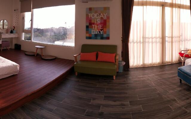 FullMoon Resort