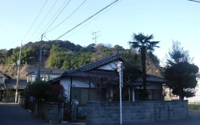 Wholeearth Ryokan Hiroshima