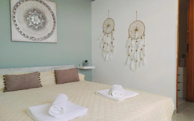 Pelagos House "the seaside experience"