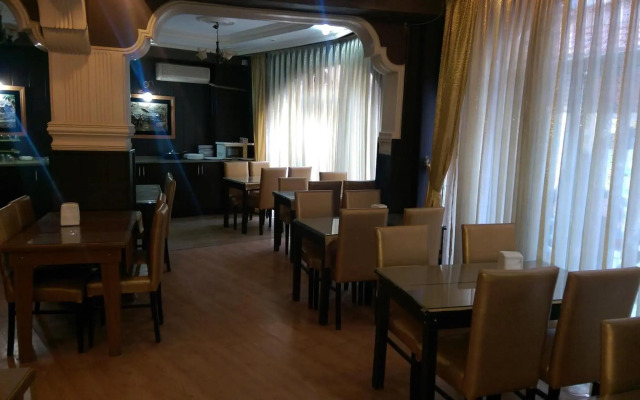 Mevlana Otel