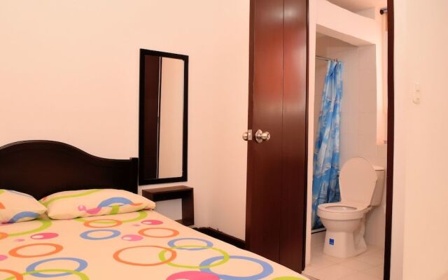 Hostal Versalles