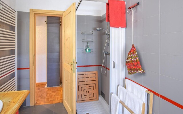 Awesome Home in Castello Tesino With 4 Bedrooms and Wifi