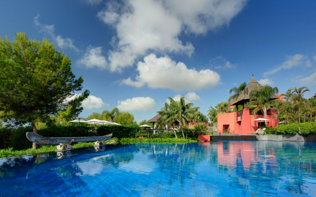 Asia Gardens Hotel & Thai Spa, a Royal Hideaway Hotel