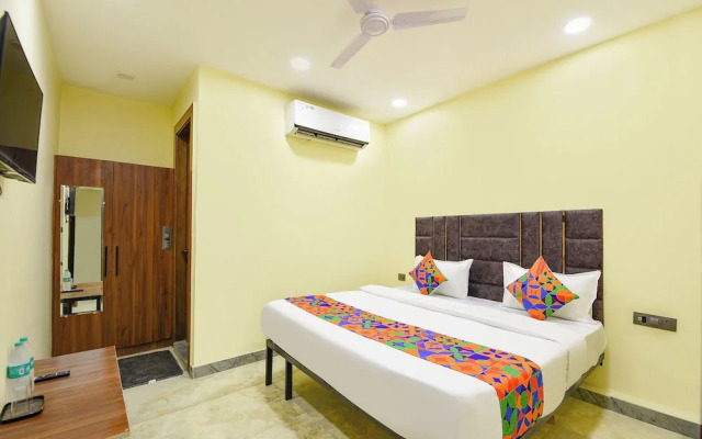 Fabhotel Yash Residency