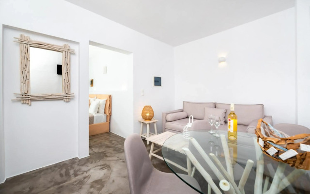 Aerenia Suites