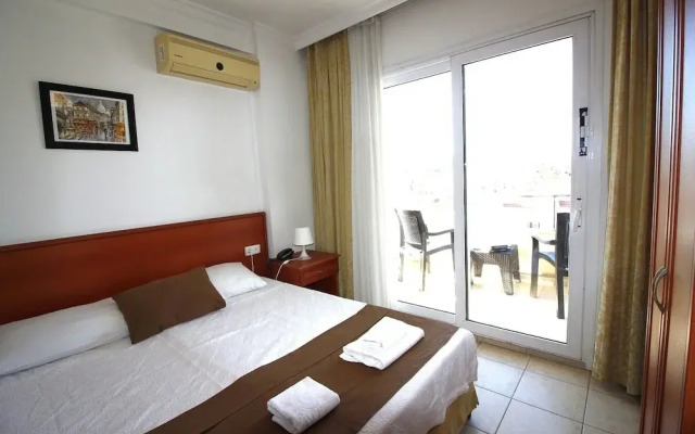 Bonapart Hotel