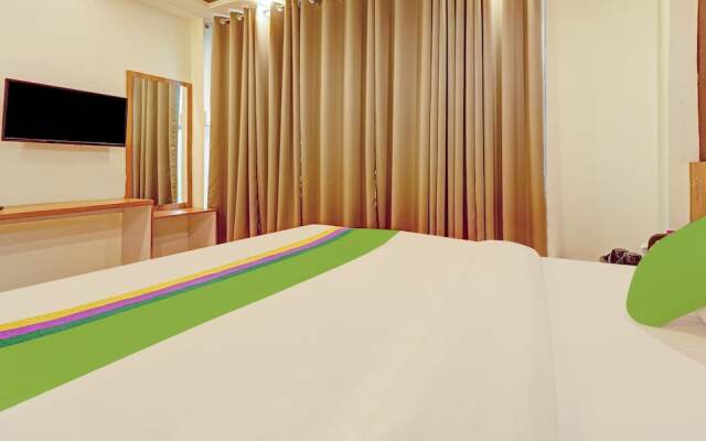 Treebo Silver Stallion