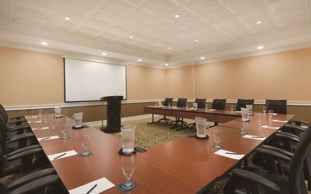 Hilton Los Angeles/San Gabriel