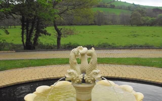 Plas Y Dderwen