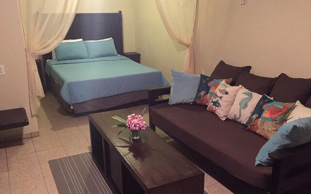 Parham Plaza Hotel